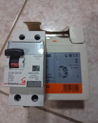 salvavita magnetotermico  differenziale C32