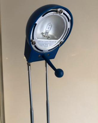 Lampada da tavolo allungabile 