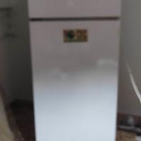 Frigorifero da incasso a 2 porte con congelatore