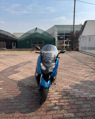 Moto Bmw C600