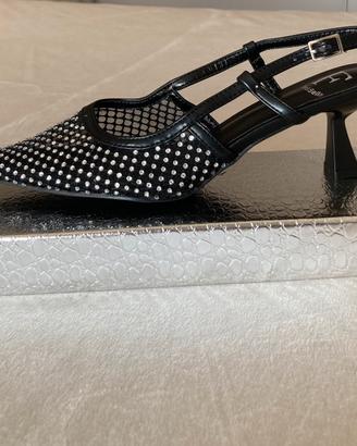 Sandalo chanel nero con strass