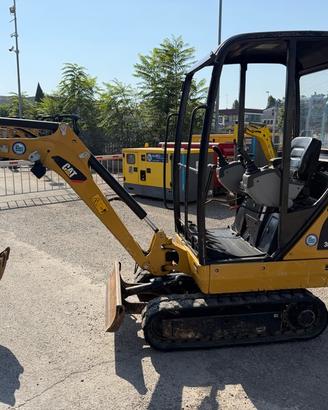 MINIESCAVATORE CAT 301.4 C