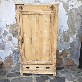 Antico Armadio Liberty a un’anta grezzo naturale