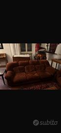 Divano e poltrona in camadfio marrone