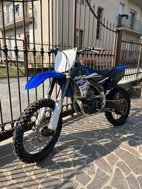Yamaha yzf 250
