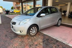 Toyota Yaris 1.3 5 porte