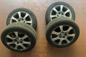 4 pneumatici 205x55x16 con cerchioni in lega