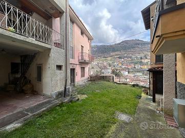 CASA SEMINDIPENDENTE A SOVERE