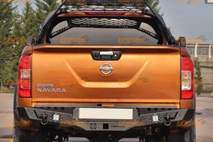 Paraurti Posteriore LED per Nissan Navara NP300