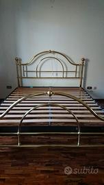 Letto matrimoniale in ottone Lipparini con rete a
