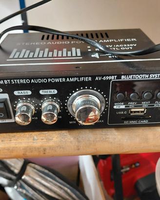 amplificatore piccolino attivo bluetooth per auto 