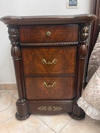 Testata letto , 2 comodini, specchio e como’