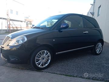 Lancia Ypsilon 1.2 Oro Giallo