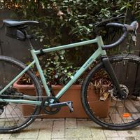 Bici gravel-misura M- Van Rysel-Comprata nel 2025