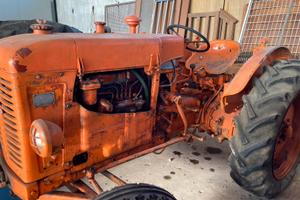 Trattore d'epoca Fiat R25 Anno 1956