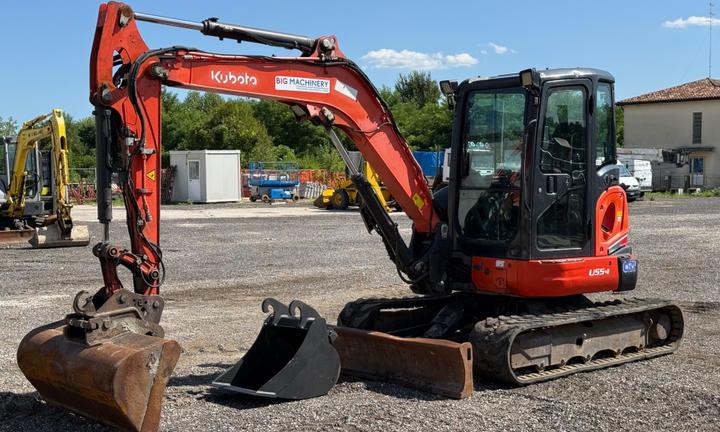 KUBOTA U55-4