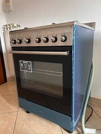 Cucina completa con forno SMEG