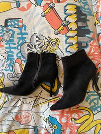 Stivaletti camoscio neri