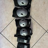 set completo di protezioni roces