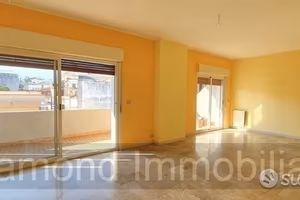 Appartamento 5,5 vani con terrazza e garage Giarre