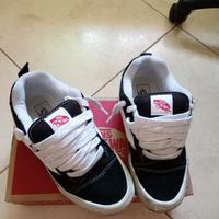VANS KNU SKOOL
