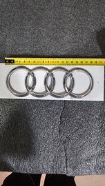 logo posteriore Audi