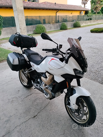 Moto Guzzi V100 Mandello