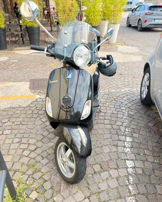 Vespa 150 lx