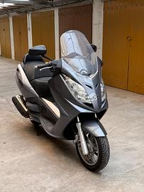 Peugeot Satelis 400