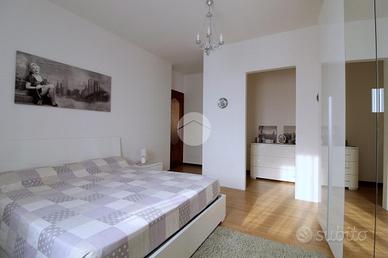 CASA SEMINDIPENDENTE A SOMMARIVA PERNO