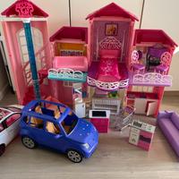 Casa Barbie e molti accessori