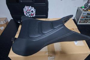 Sella comfort per Yamaha MT09 2025