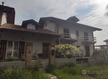 Appartamento di 150 m² con 4 locali e box auto a C