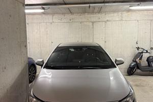 TOYOTA Corolla 1.8 Hybrid Active