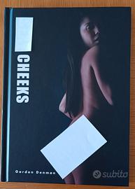 Libro nudo femminile  S. Cheeks