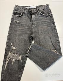 Bershka- Jeans Baggy