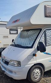 Camper mansardato 6 posti in condizioni da vetrina