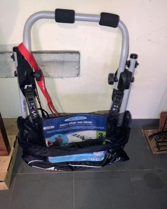 Porta biciclette per auto