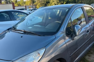Peugeot 207 5p - Prezzo basso da riparare