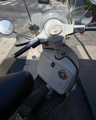 VESPA LML 200 ACCESSORIATA