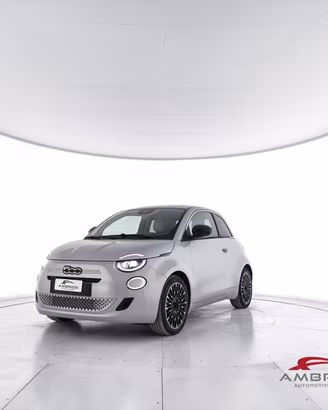 FIAT 500 1.0 hybrid Icon