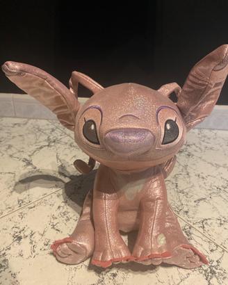peluche stich rosa