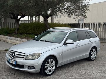 Mercedes C 220 CDI S.W. Avantg. PRB. MOTORE