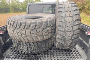 Gomma di scorta 35x12.50r17 / 315/70r17