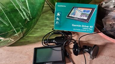 navigatore garmin Drive 40