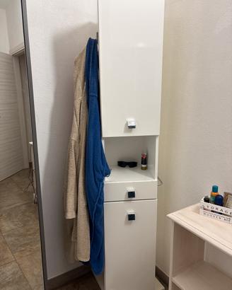 Mobile per bagno con specchio
