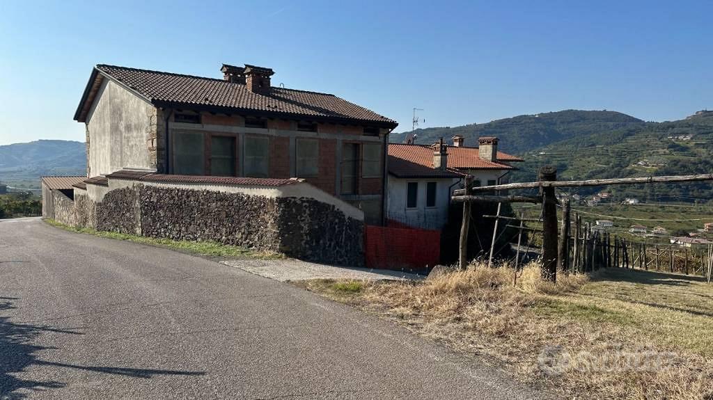 Casa – Montecchia di Crosara - Vista 2