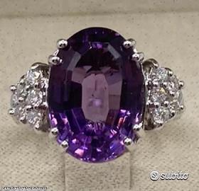 ANELLO ORO 18kt. CON DIAMANTI ED AMETISTA NATURALE