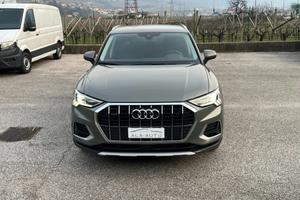 AUDI Q3 40 TFSI quattro S tronic Business Advanc
