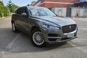 Jaguar F Pace